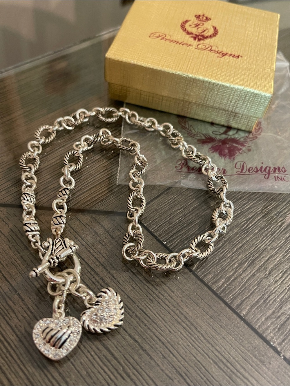 Vintage Premier Designs “Two Hearts” Silver-tone Toggle Cable Chain Necklace